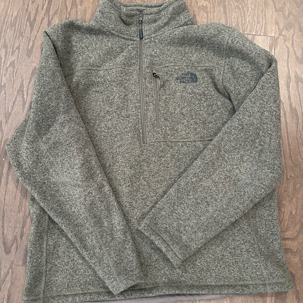 The North Face Men's Gray Sweater
